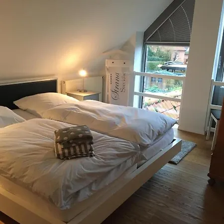 Апартаменты Kapitaenshaus Mit Hafenblick *