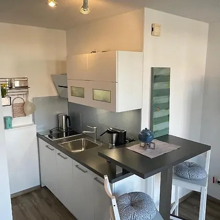 Kapitaenshaus Mit Hafenblick Гретзиль