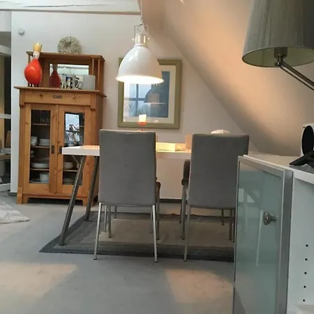 아파트 Kapitaenshaus Mit Hafenblick *