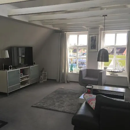 Kapitaenshaus Mit Hafenblick 公寓