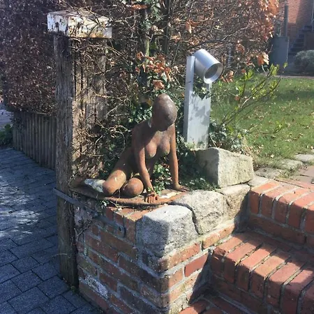 Kapitaenshaus Mit Hafenblick 公寓 特希尔