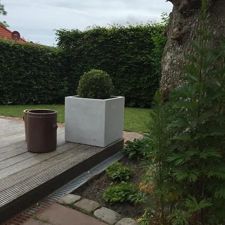 Kapitaenshaus Mit Hafenblick Greetsiel