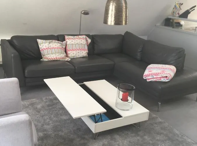 Kapitaenshaus Mit Hafenblick *