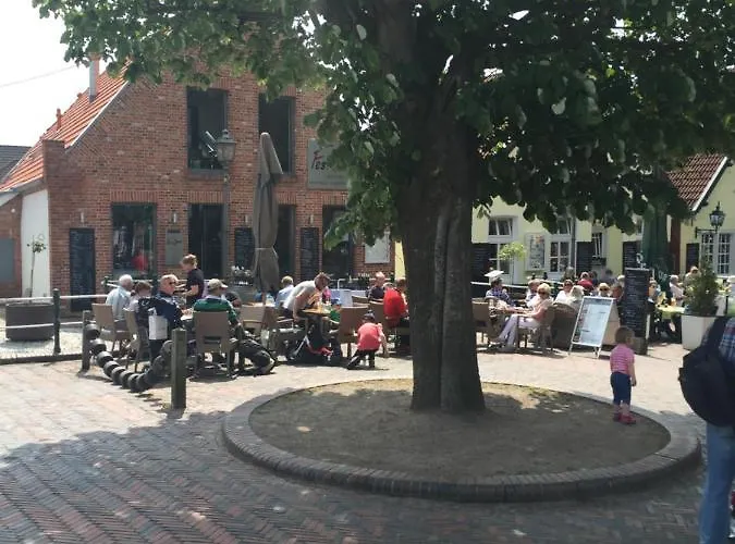 Kapitaenshaus Mit Hafenblick